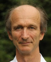Dr. Henrik Jäger